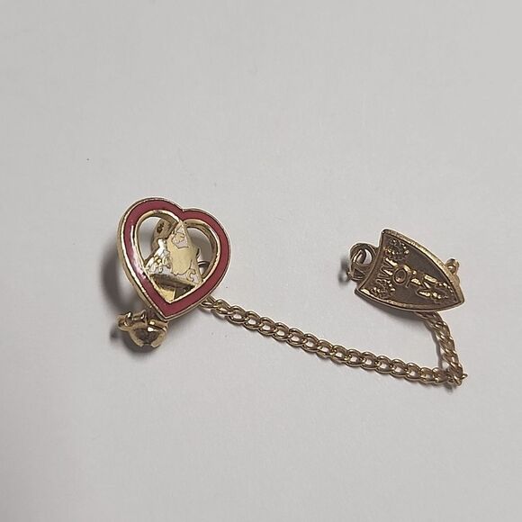 Cute Women Of The Moose Heart Double Pin With Chain Connector - Picture 1 of 1